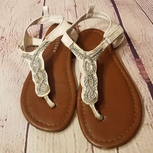 Healthtex sandals 11  - Picture 1 of 6